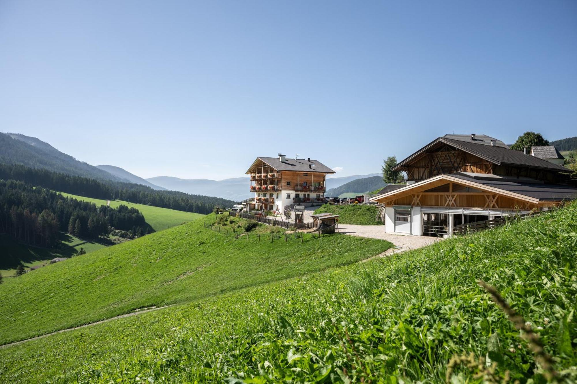 Unterkantiolerhof Funes  Esterno foto