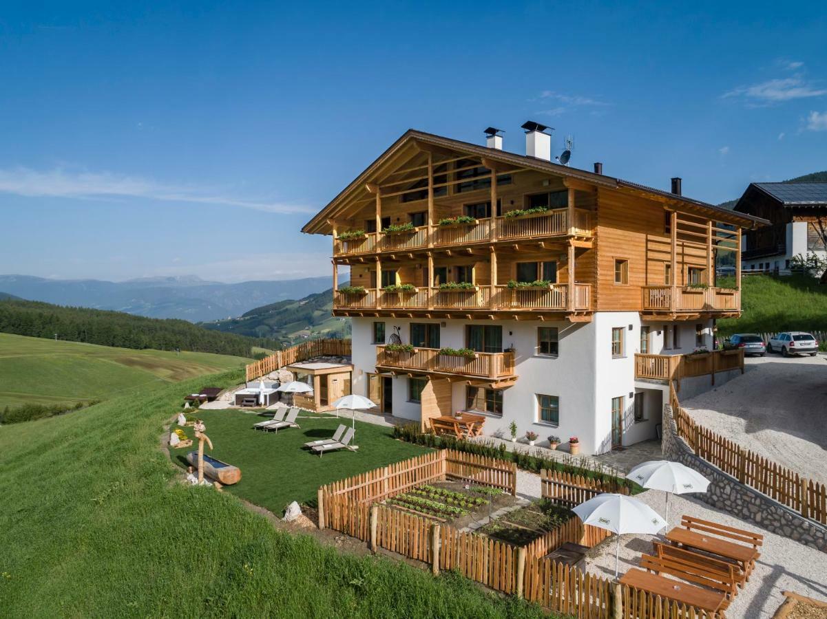 Unterkantiolerhof Funes  Esterno foto